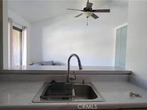 276 Streamwood, Irvine CA 92620