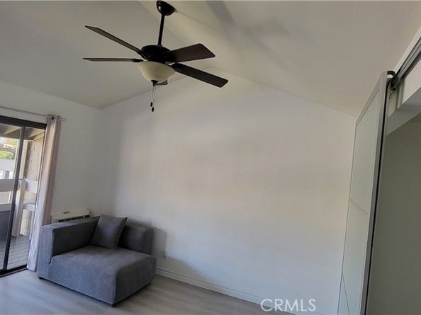 276 Streamwood, Irvine CA 92620