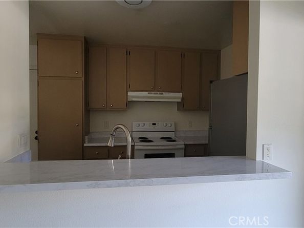 276 Streamwood, Irvine CA 92620