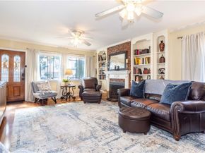 11117 Sylvan Street, North Hollywood CA 91606