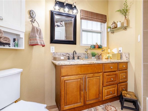 11117 Sylvan Street, North Hollywood CA 91606