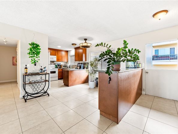 240 Moss Street 8, Laguna Beach CA 92651
