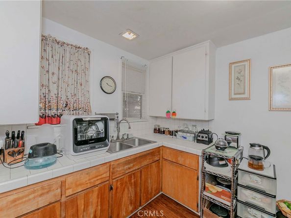 4738 New York Avenue, La Crescenta CA 91214