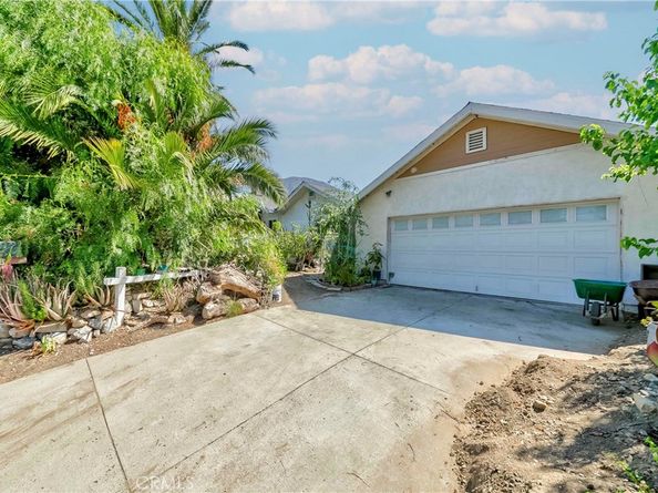 4738 New York Avenue, La Crescenta CA 91214