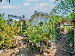 4738 New York Avenue, La Crescenta CA 91214