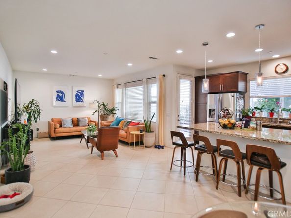 233 47th Street, Long Beach CA 90805