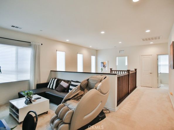 233 47th Street, Long Beach CA 90805