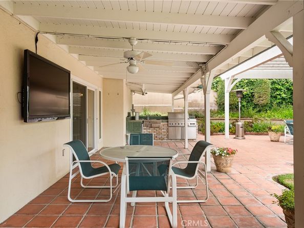 6636 Wooster Avenue, Los Angeles CA 90056