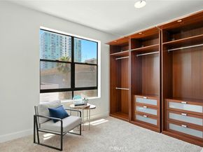 395 East 4th Street 39, Long Beach CA 90802