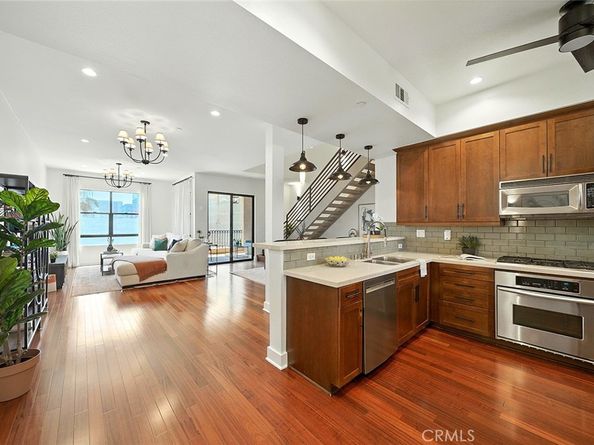 395 East 4th Street 39, Long Beach CA 90802