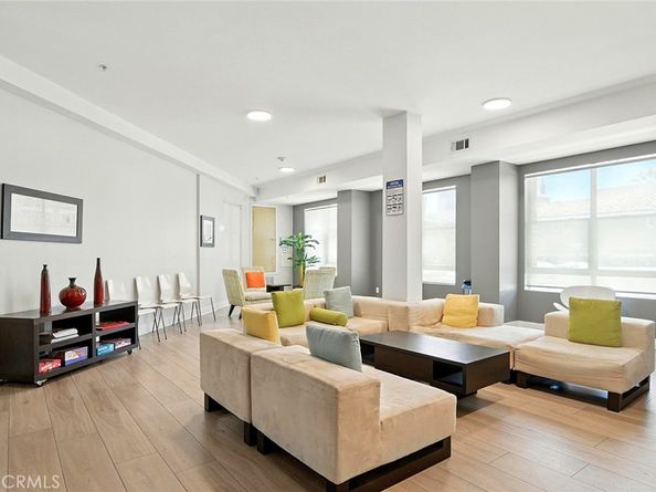 395 East 4th Street 39, Long Beach CA 90802