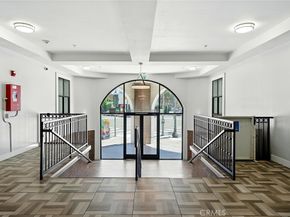 395 East 4th Street 39, Long Beach CA 90802