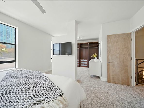 395 East 4th Street 39, Long Beach CA 90802