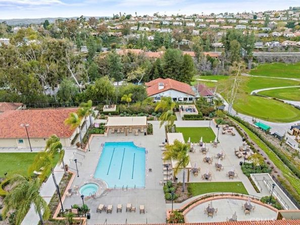 23452 Villena, Mission Viejo CA 92692