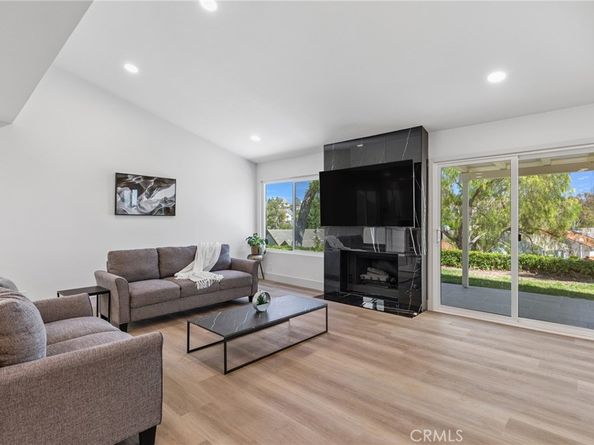 23452 Villena, Mission Viejo CA 92692