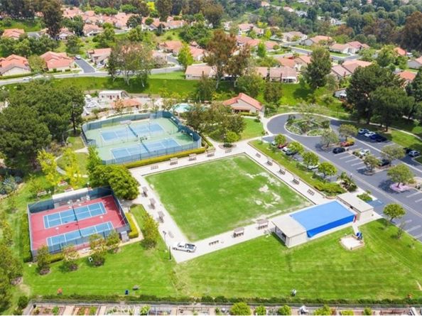 23452 Villena, Mission Viejo CA 92692