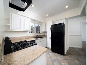 1633 E Erie Street, Long Beach CA 90802