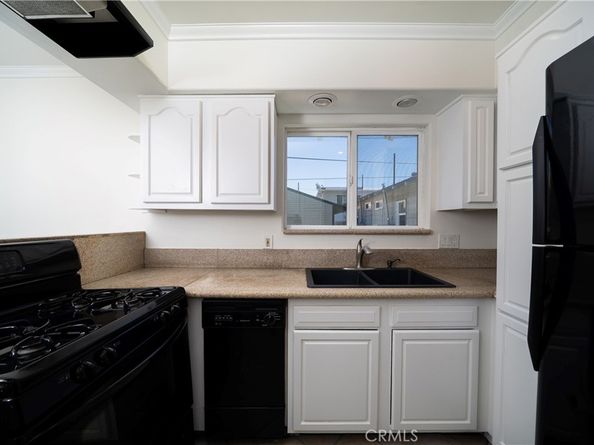1633 E Erie Street, Long Beach CA 90802