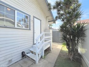 1633 E Erie Street, Long Beach CA 90802
