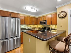 5404 Balboa Arms Drive 352, San Diego CA 92117