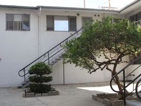 1815 Greenfield, Los Angeles CA 90025