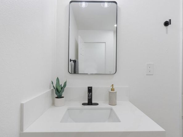 7085 Madrone Avenue, San Diego CA 92114