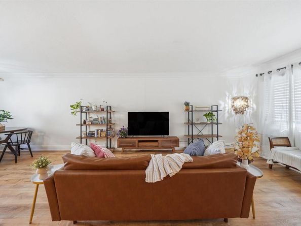 5505 Adelaide Avenue 14, San Diego CA 92115