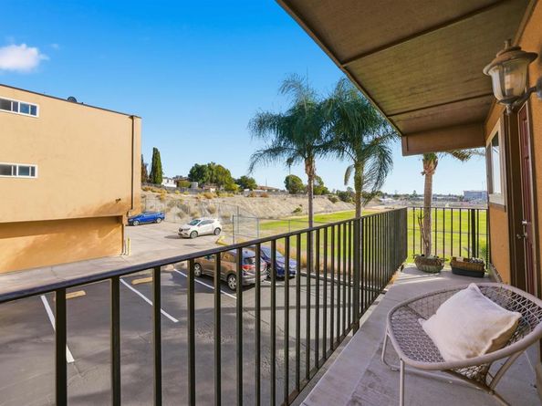 5505 Adelaide Avenue 14, San Diego CA 92115