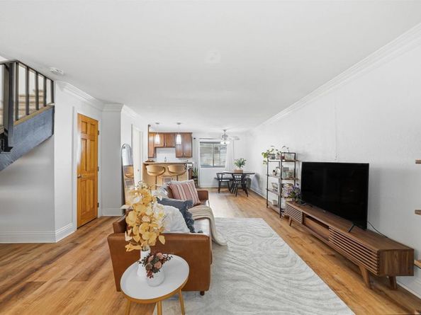 5505 Adelaide Avenue 14, San Diego CA 92115