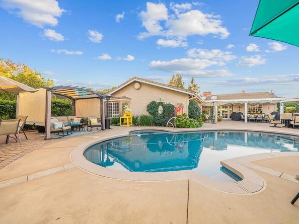 11921 1/2 Fuerte Drive, El Cajon CA 92020