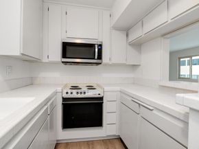 6765 Alvarado Road 10, San Diego CA 92120