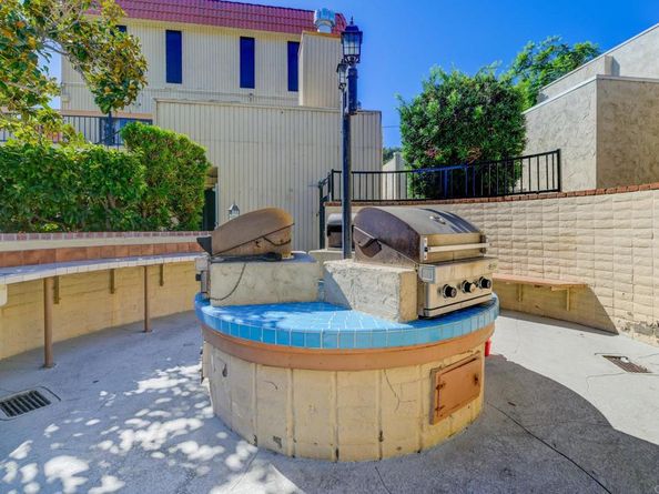 6765 Alvarado Road 10, San Diego CA 92120