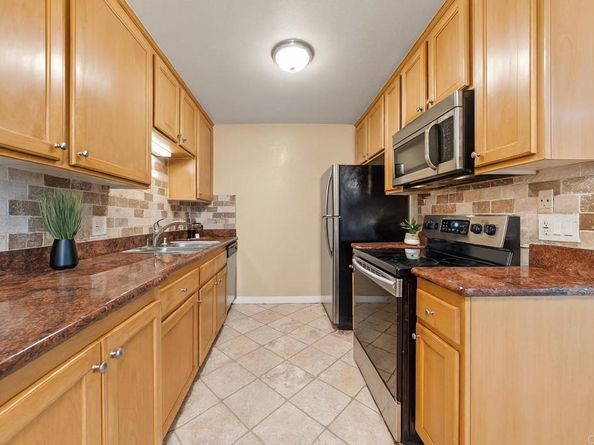 9860 Dale Avenue D2, Spring Valley CA 91977