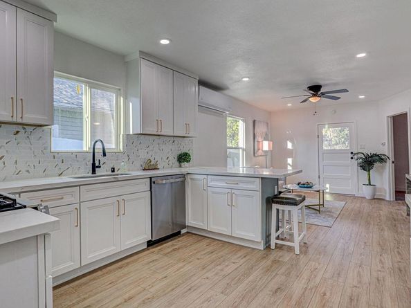 122 S 20th, San Diego CA 92113