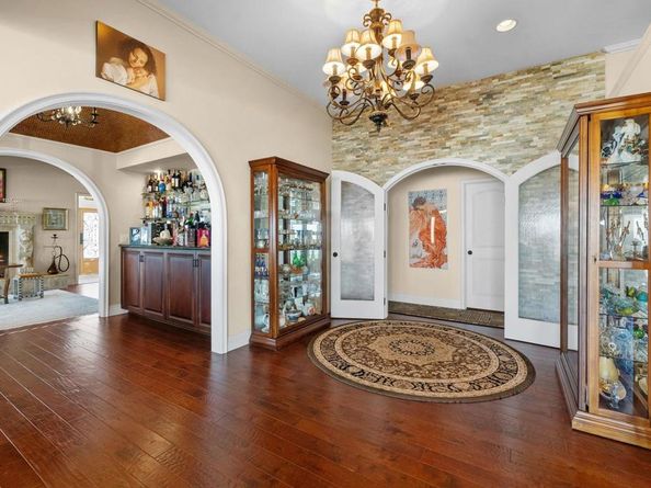 10310 Fuerte Drive, La Mesa CA 91941