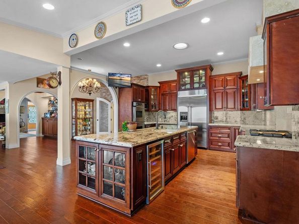 10310 Fuerte Drive, La Mesa CA 91941