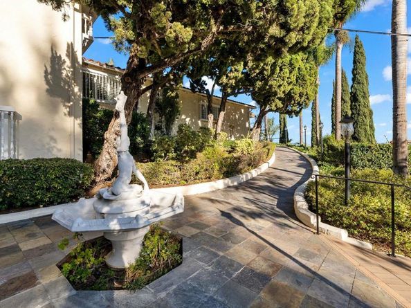 10310 Fuerte Drive, La Mesa CA 91941