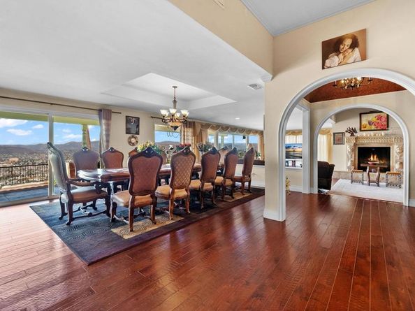 10310 Fuerte Drive, La Mesa CA 91941