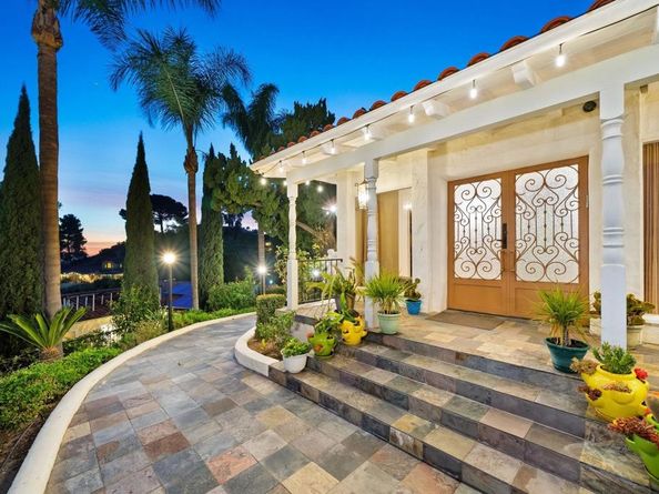 10310 Fuerte Drive, La Mesa CA 91941