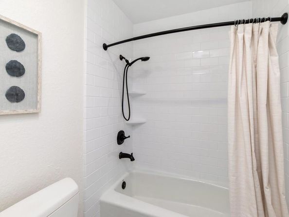 4094 Mahaila Ave B, San Diego CA 92122