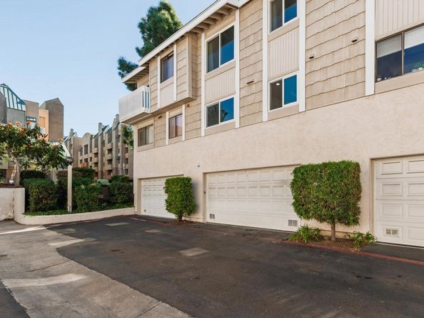 4094 Mahaila Ave B, San Diego CA 92122