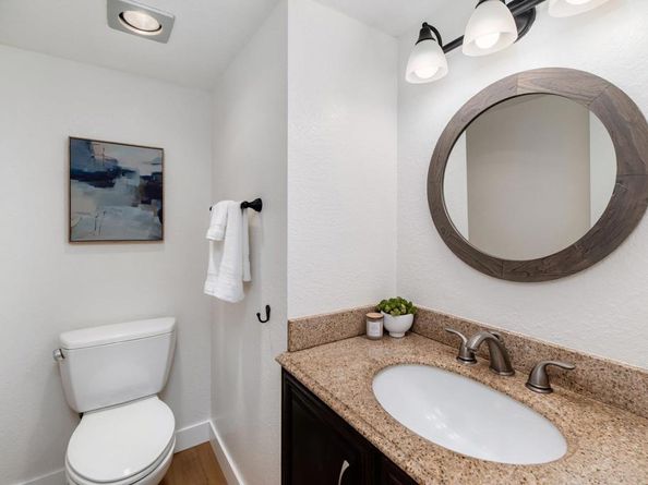 4094 Mahaila Ave B, San Diego CA 92122