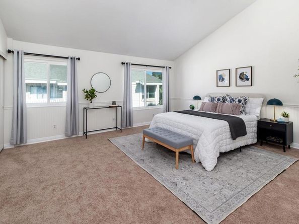 4094 Mahaila Ave B, San Diego CA 92122