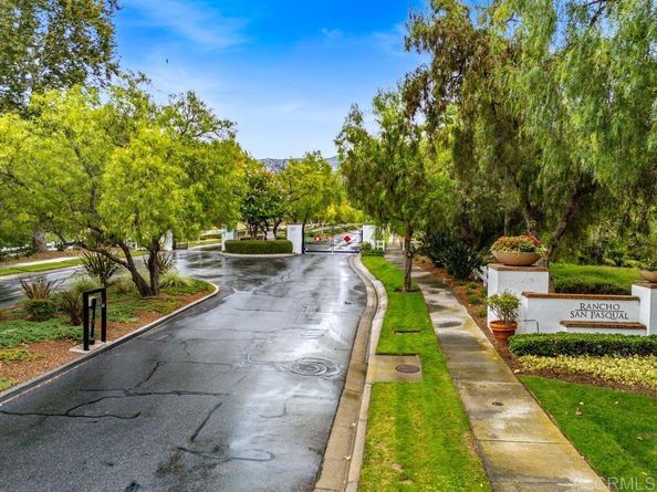 2217 Orange Grove Place, Escondido CA 92027