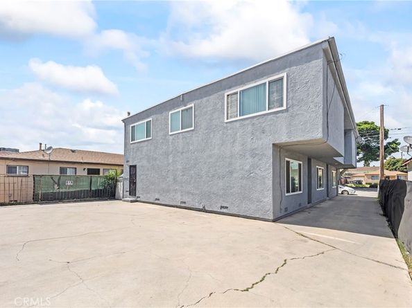 2336 W Wardlow Road, Long Beach CA 90810