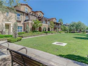 672 E Valencia 108, Anaheim CA 92805