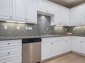 672 E Valencia 108, Anaheim CA 92805
