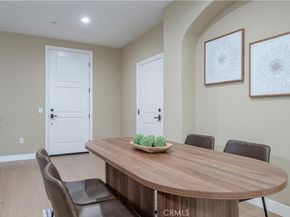 672 E Valencia 108, Anaheim CA 92805