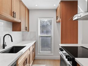 1030 W Macarthur 90, Santa Ana CA 92707
