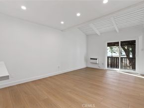 1030 W Macarthur 90, Santa Ana CA 92707